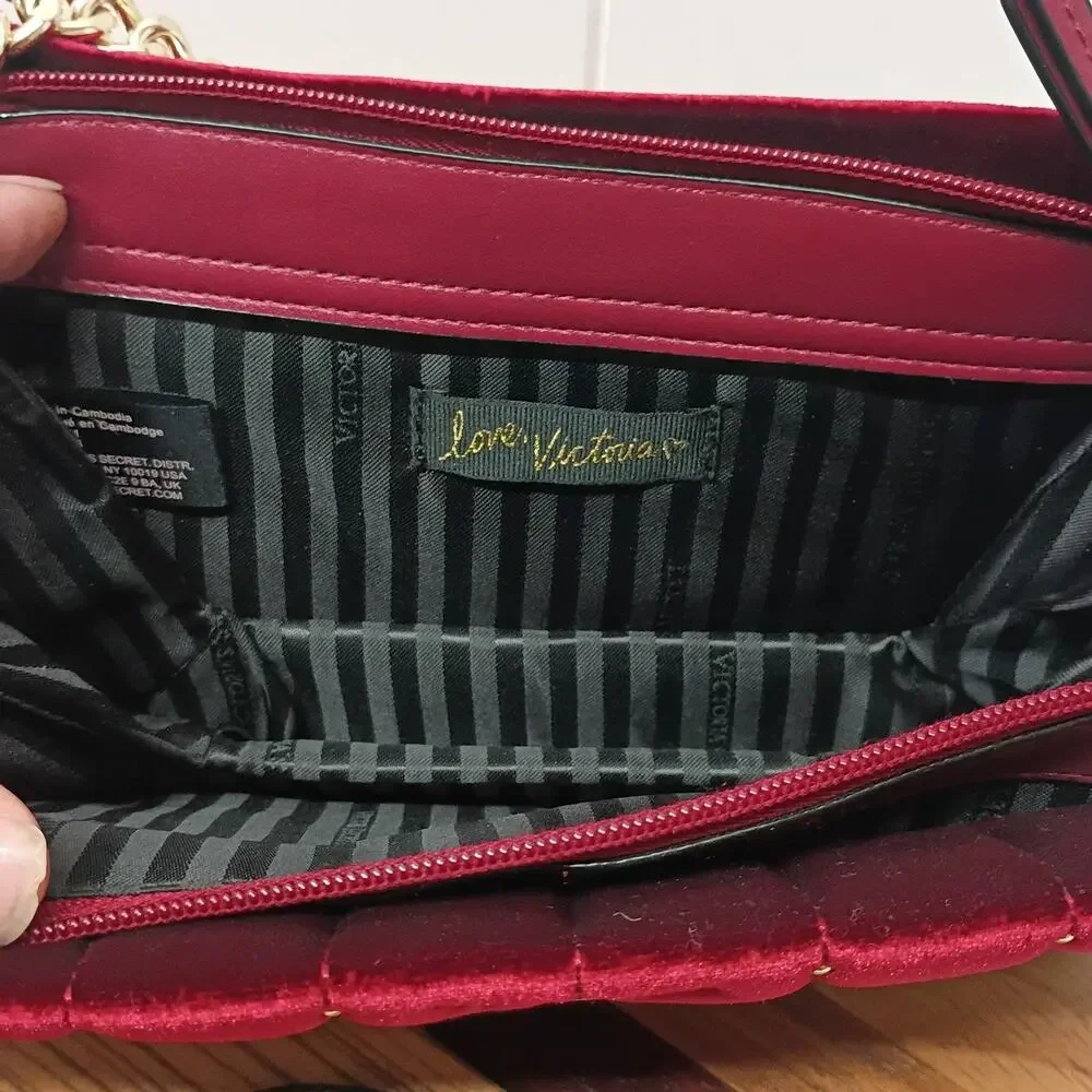 Victoria’s Secret Velvet Bond Street Shoulder Bag Cranberry Gold tone Chain Stud